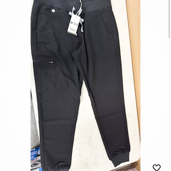 BRAND NEW WITH TAGS FIGS Women's REGULAR BLACK Zamora Jogger Scrub Pants - Picture 11 of 14